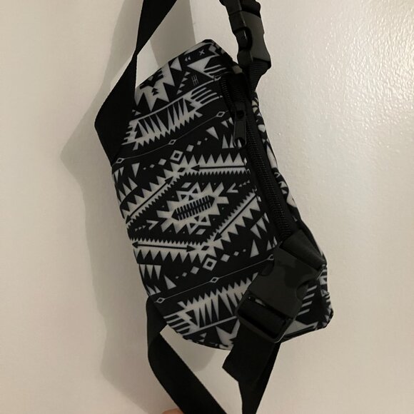 The Saddle Sack Horse Saddle Pouch - Picture 2 of 6